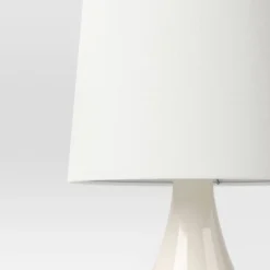 Montreal Wren Assembled Table Lamp White - Threshold™ -LumaHome GUEST bb462b58 8466 4cbc 8047 54d2641672ee